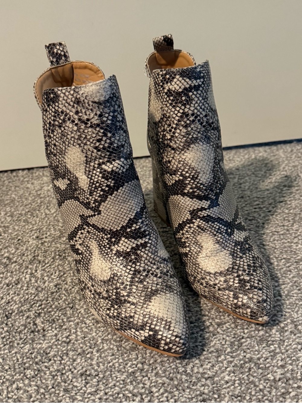 Cape Robbin Snake-Print Pointed Ankle Boots - Black & White
